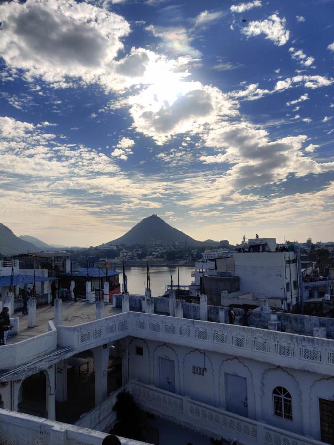 Varah Square Guest House Pushkar Esterno foto