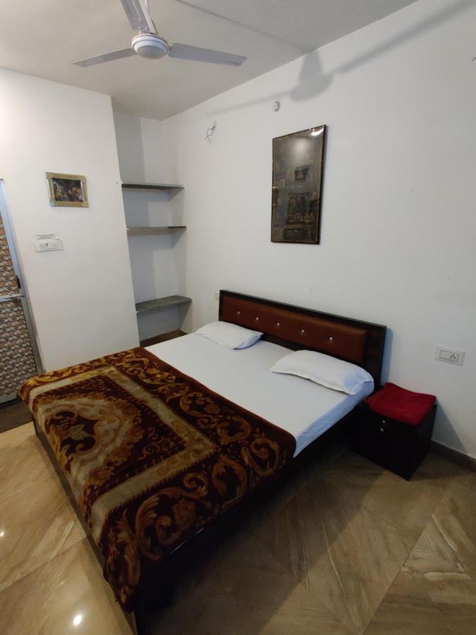 Varah Square Guest House Pushkar Esterno foto