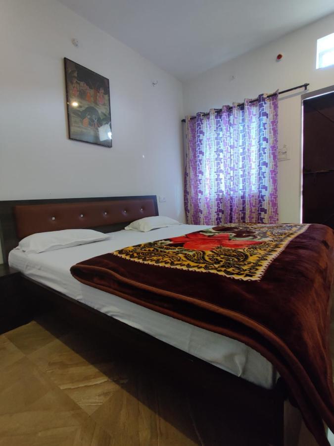 Varah Square Guest House Pushkar Esterno foto